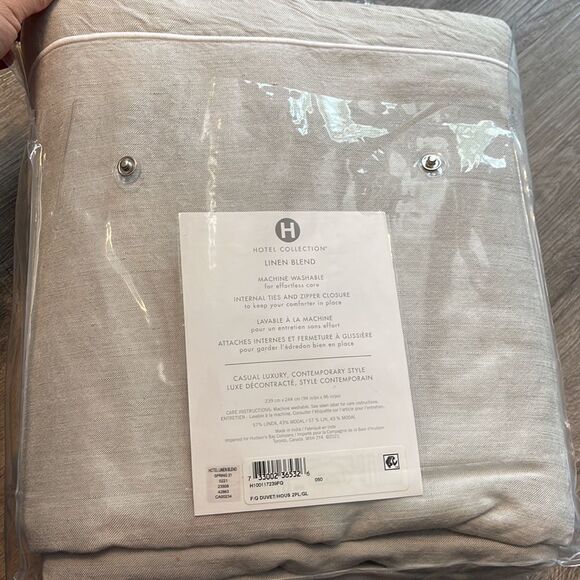 Hotel Collection
Linen Blend Duvet Cover. Queen . - Picture 5 of 6